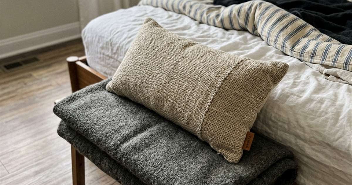 Best Pillows for Neck Pain: What the Research Actually Shows (and Doesn’t)