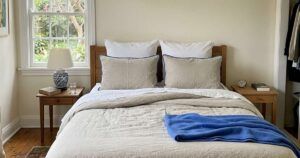 Pillow Size Guide: Dimensions, Bed Match and Designer Arrangements