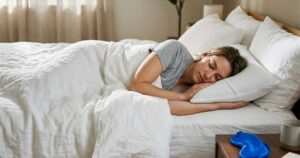 Pillow Reviews & Sleep Gear, Analyzed From Specs and Research 43 5 Best Cooling Pillows for Menopause Hot Flashes
